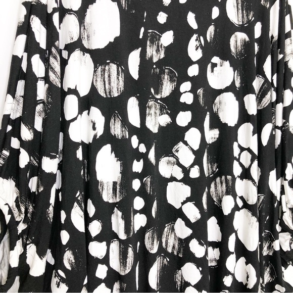 Bryn Walker black and white circle tunic top - Picture 5 of 12